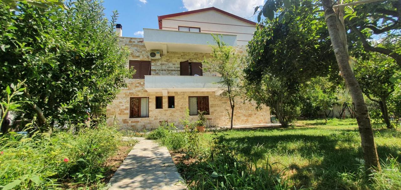 Xho'S Forest Guest House Berat Kültér fotó
