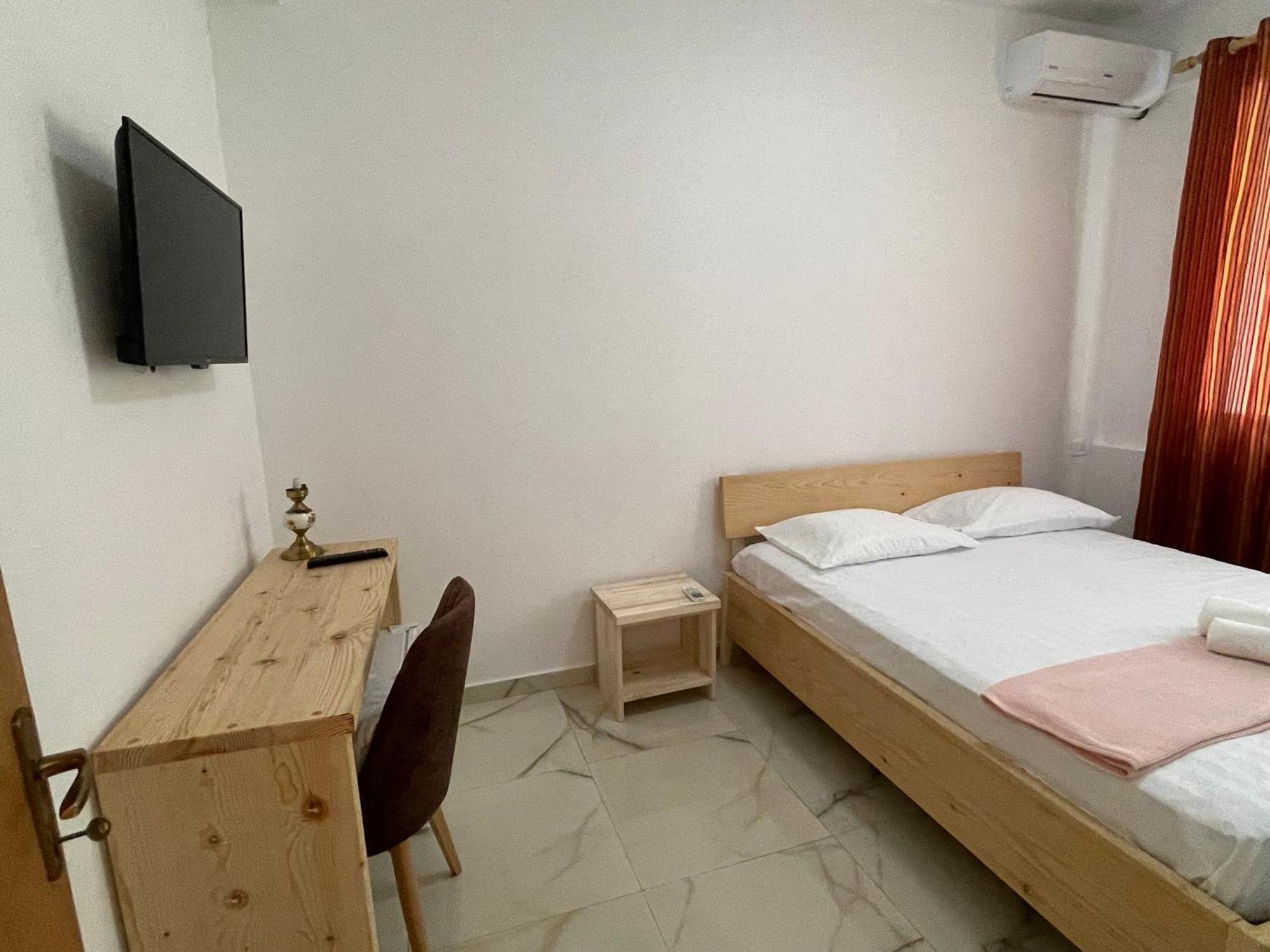 Xho'S Forest Guest House Berat Szoba fotó